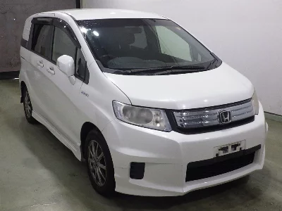 HONDA FREED SPIKE
