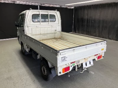NISSAN NT100 CLIPPER
