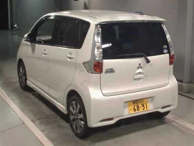 MITSUBISHI EK CUSTOM