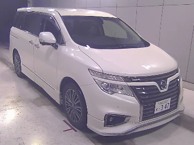 NISSAN ELGRAND