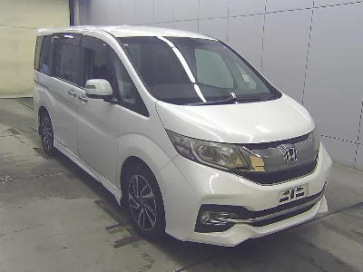 Honda STEPWGN SPADA