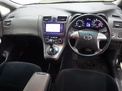 TOYOTA MARK X ZIO