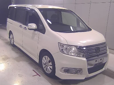 Honda STEPWGN SPADA