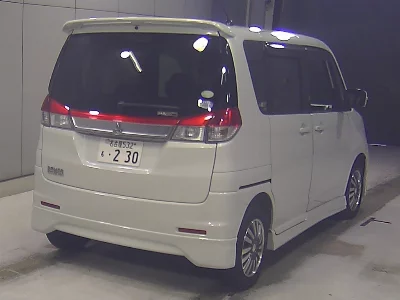 MITSUBISHI DELICA D:2