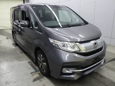 Honda STEPWGN SPADA