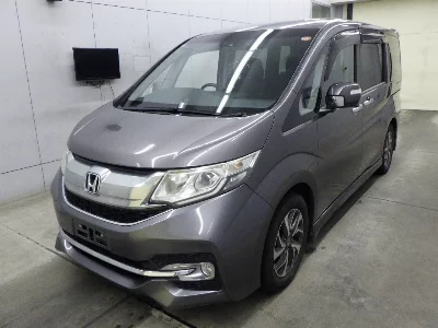 Honda STEPWGN SPADA