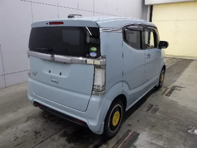 HONDA N-BOX SLASH