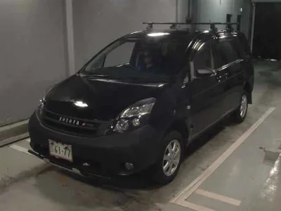 TOYOTA ISIS