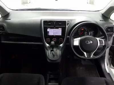 SUBARU TREZIA