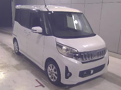 MITSUBISHI EK SPACE
