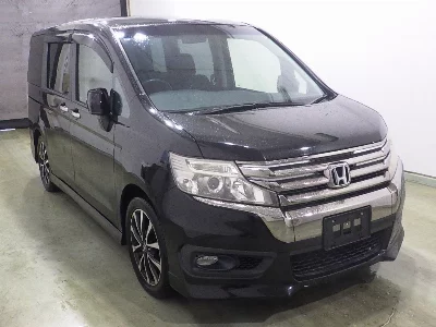 Honda STEPWGN SPADA