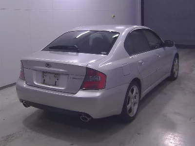 SUBARU LEGACY B4