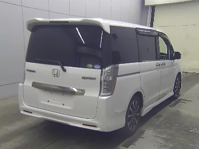 Honda STEPWGN SPADA