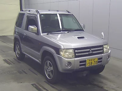MITSUBISHI PAJERO MINI