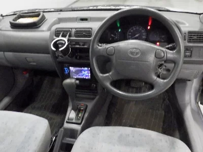 TOYOTA STARLET