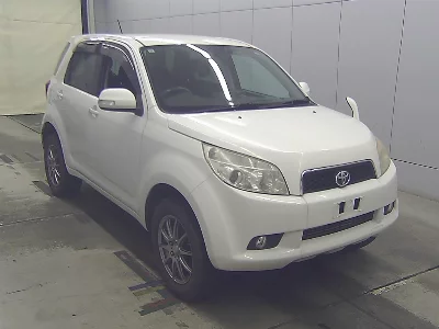 TOYOTA RUSH