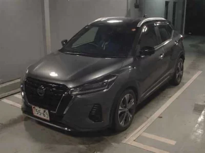 NISSAN KICKS