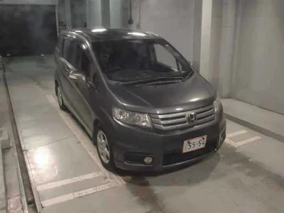 HONDA FREED SPIKE