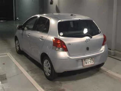 TOYOTA VITZ