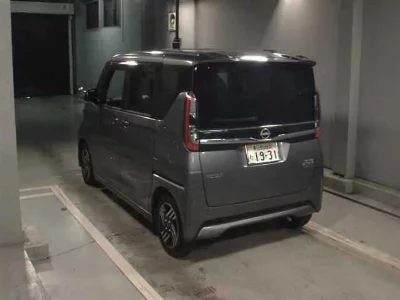 NISSAN ROOX