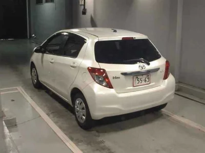 TOYOTA VITZ