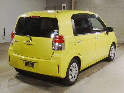 TOYOTA SPADE