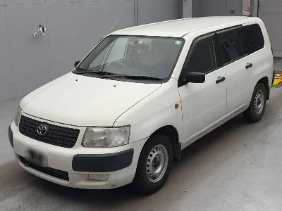 TOYOTA SUCCEED VAN