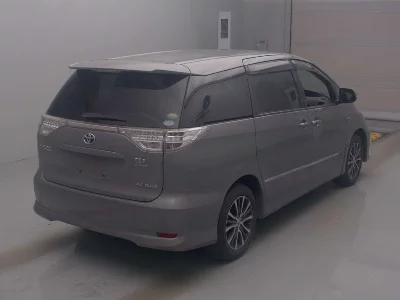TOYOTA ESTIMA HYBRID