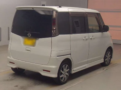 NISSAN ROOX
