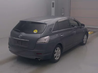 TOYOTA MARK X ZIO