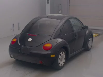 VOLKSWAGEN NEW BEETLE