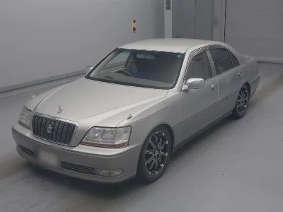TOYOTA CROWN MAJESTA