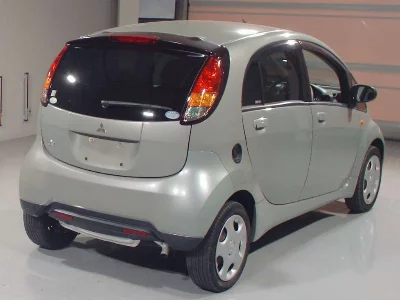 MITSUBISHI I