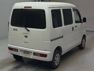 TOYOTA PIXIS VAN