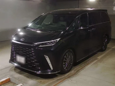 LEXUS LM