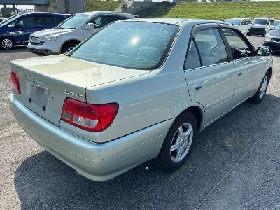 TOYOTA CARINA