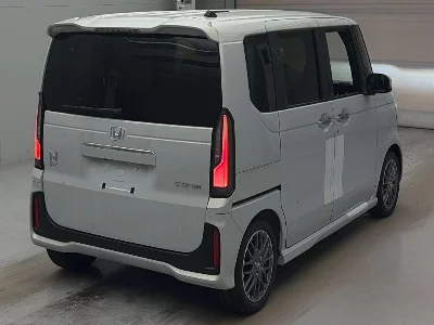 HONDA N BOX CUSTOM