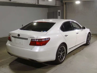 LEXUS LS