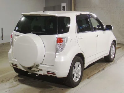TOYOTA RUSH