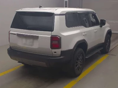 TOYOTA LAND CRUISER 250
