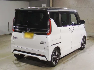 NISSAN ROOX