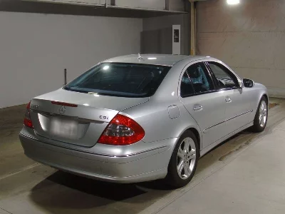 MERCEDES BENZ E CLASS