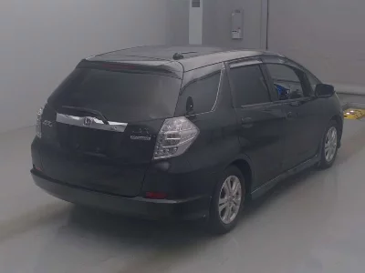 HONDA FIT SHUTTLE HYBRID