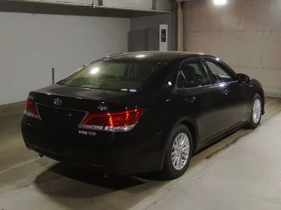 TOYOTA CROWN HYBRID
