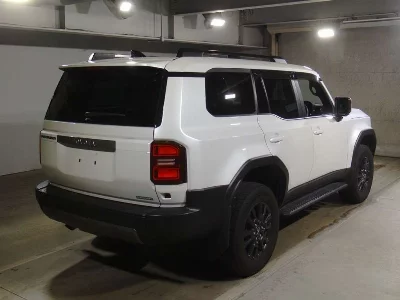 TOYOTA LAND CRUISER 250