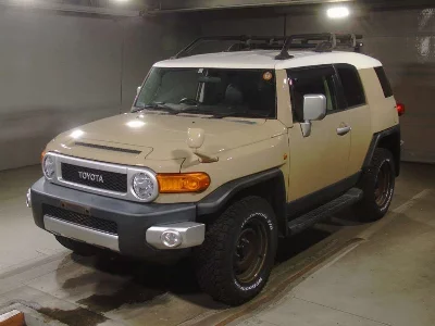 TOYOTA FJ CRUISER