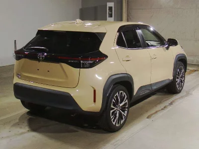 TOYOTA YARIS CROSS