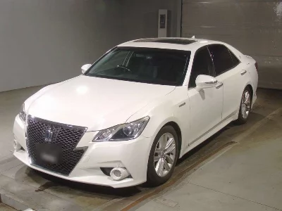TOYOTA CROWN HYBRID