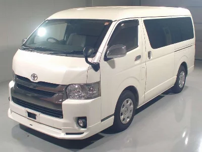 TOYOTA HIACE VAN