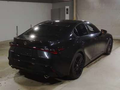 LEXUS IS